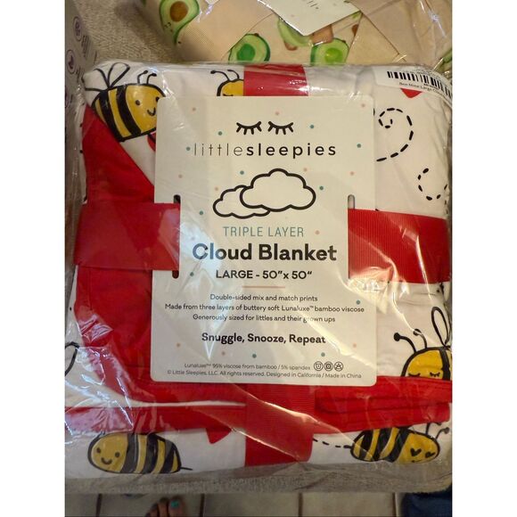 NWT Little Sleepies Bee Mine Large Bamboo Cloud Blanket - Picture 2 of 5